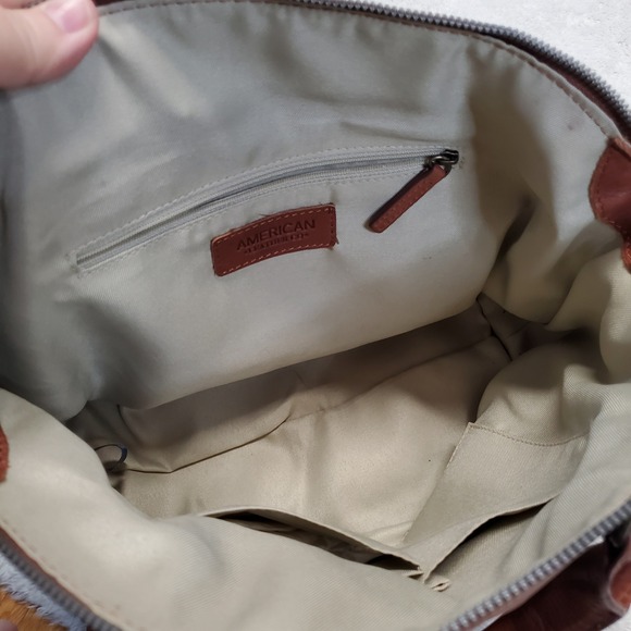 Capsule - Picture 3 of 11